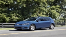 Edmunds: Five fuel-efficient used car picks under $25,000