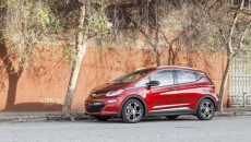 Edmunds: Five things you need to know before buying a used EV