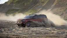 Edmunds: 2021 Ford Bronco Sport vs the Subaru Forester