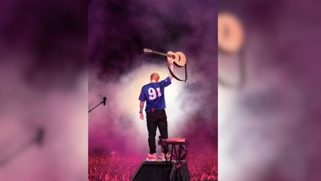 Ed Sheeran イエロー プログラム +-=÷× Tourリストバンド Ed Sheeran Drops New Album 'Subtract' Right After Winning