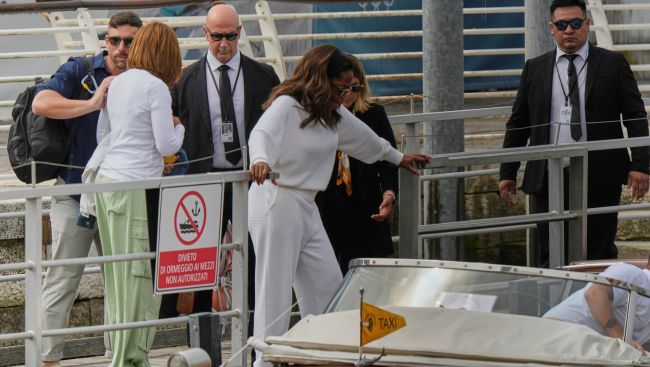 These are the celebs who are attending Jeff Bezos’ Venice wedding