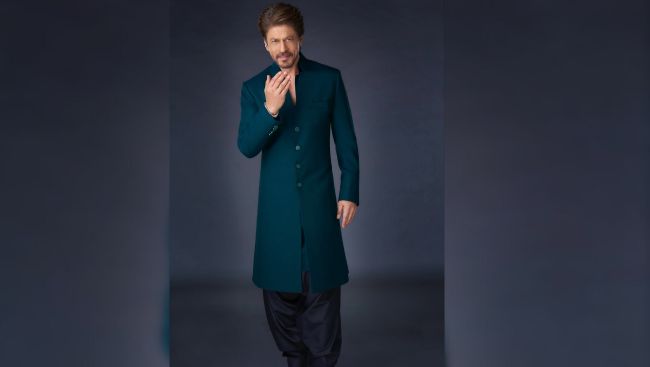 Shah Rukh Khan wishes everyone 'joy & peace' this Eid: May we get all that we pray for