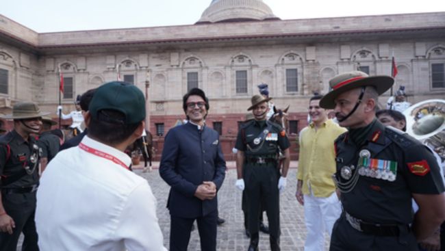 ‘Special Ops’ stars Kay Kay Menon, Parmeet Sethi, Karan Tacker visit Rashtrapati Bhavan