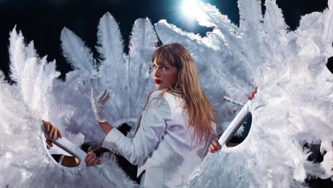 Taylor Swift to be inducted in Songwriters Hall of Fame