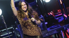 Singer Alanis Morissette Pregnant With 2nd Child