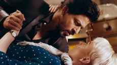WATCH: SRK Serenades Tagore's 'Bideshini' In Bengal Tourism Ad
