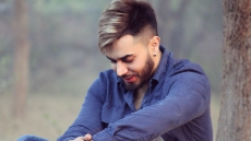 Gitaz Bindrakhia Croons Father's Songs For 'Mixtape Punjabi'