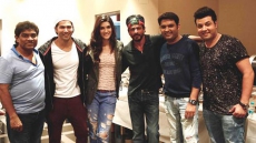 SRK Wants To Spend More As Producer: Kriti Sanon