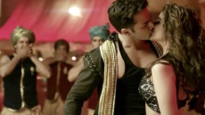 Parineeti Chopra Says Kiss in New Dishoom Song Was Varun Dhawan's Idea