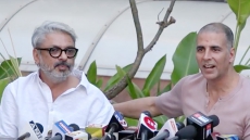 Clash Averted: Akshay Postpones 'PADMAN' On Sanjay Leela Bhansali's Request