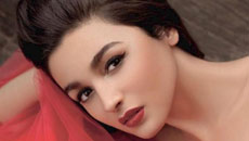 It's not shallow to care about clothes, make-up: Alia Bhatt