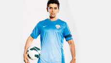 Amit Sadh plans belated birthday bash