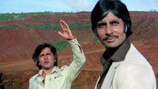 Amitabh Bachchan’s Tribute To Man Who Called Him 'Babbua'