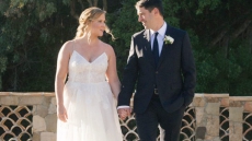Amy Schumer Secretly Weds Beau Chris Fischer