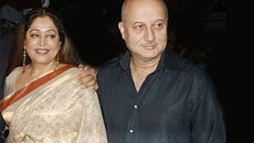 SEE PIC: Kirron Kher Is Feeling Loved After Meeting Anupam Kher. Check Out Her Post