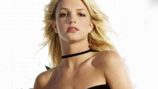 Britney Spears loves being single