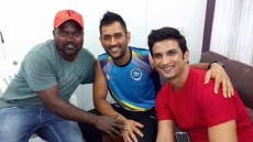 Dhoni Visits 'M.S. Dhoni: The Untold Story' Set