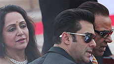 Salman, Anupam, Bhandarkar attend NaMo's oath ceremony