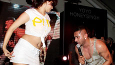 Yo Yo Honey Singh To Create Awareness About Cancer