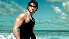 Hrithik Lauds Deepika, Ranbir For 'Tamasha'