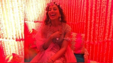 Bipasha Picks Floral, Pink For Mehendi Ceremony