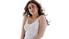 I would like to write a good book someday: Kareena