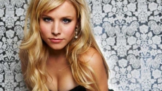 Pregnant Kristen Bell wants to look sexy