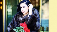 Lady Gaga Joins Bob Bandwagon For Valentine's Day Date