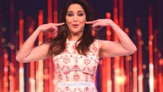 Madhuri, Naseeruddin to attend Lucknow literature fest