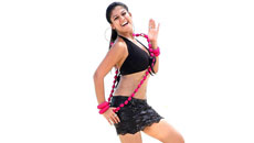 I-T raids at houses of actors Vijay, Samantha, Nayanthara