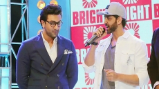 It's A Thumbs Up For Ranbir Kapoor From Hrithik Roshan; Find Out Why