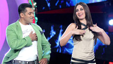 Salman Clocks Five Years On Twitter