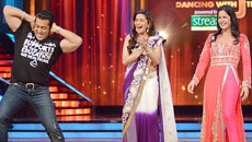 Salman Khan's gracious offer wows Riteish