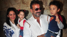 Sanjay Dutt Returns To Jail, But Doesn't Surrender