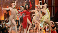 Selena Gomez 'Hanging Out' With Banga To Make Bieber Jealous