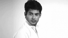 Siddharth Shukla enjoys work-cum-play in Mathura