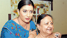 Smriti Irani's 'Baa' sends blessings for her political journe