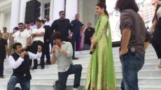 Watch: Shah Rukh Khan Sings Bhojpuri Song Lollypop Lagelu For Anushka Sharma And He's Terrible