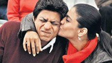 Shah Rukh Finds It 'Strange' To Call Kajol A Friend