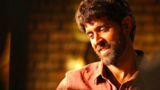 Hrithik To Throw Party For 26 IIT-JEE Students