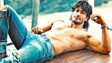 Vidyut Jammwal's 'Junglee' Treat For Kids