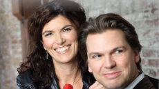 Bergmann Piano Duo performs Classic 