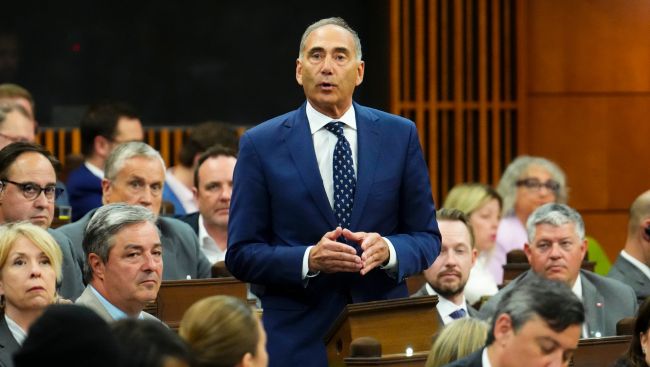 Carney names his principal secretary and a Conservative MP to Senate