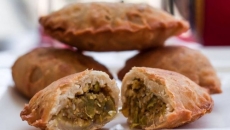 Moong Dal and Matar Ghugra