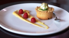 Lemon Tart with Marshmallow Truffle