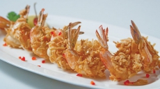 Almond Crusted Prawns with Wasabi Mayo