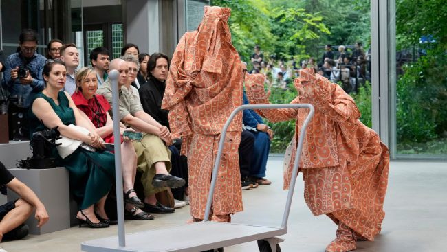 Issey Miyake transforms the Cartier Foundation into living sculpture garden with light and movement