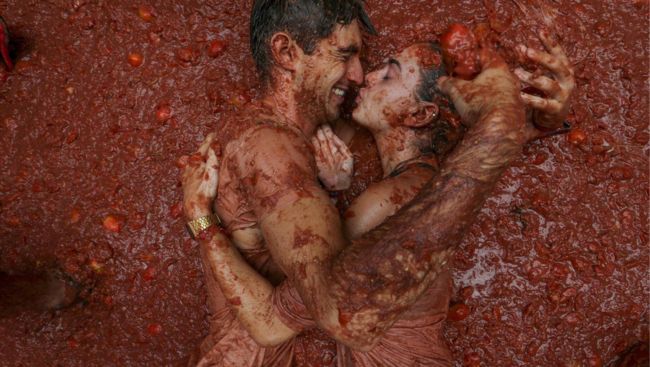 What to know about Spain’s ‘Tomatina’ festival, the tomato street fight turning 80