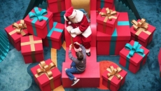 The holiday shopping season comes with tons of extra emissions. Here's how to do it sustainably