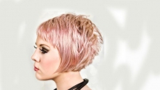 How to style cropped hair